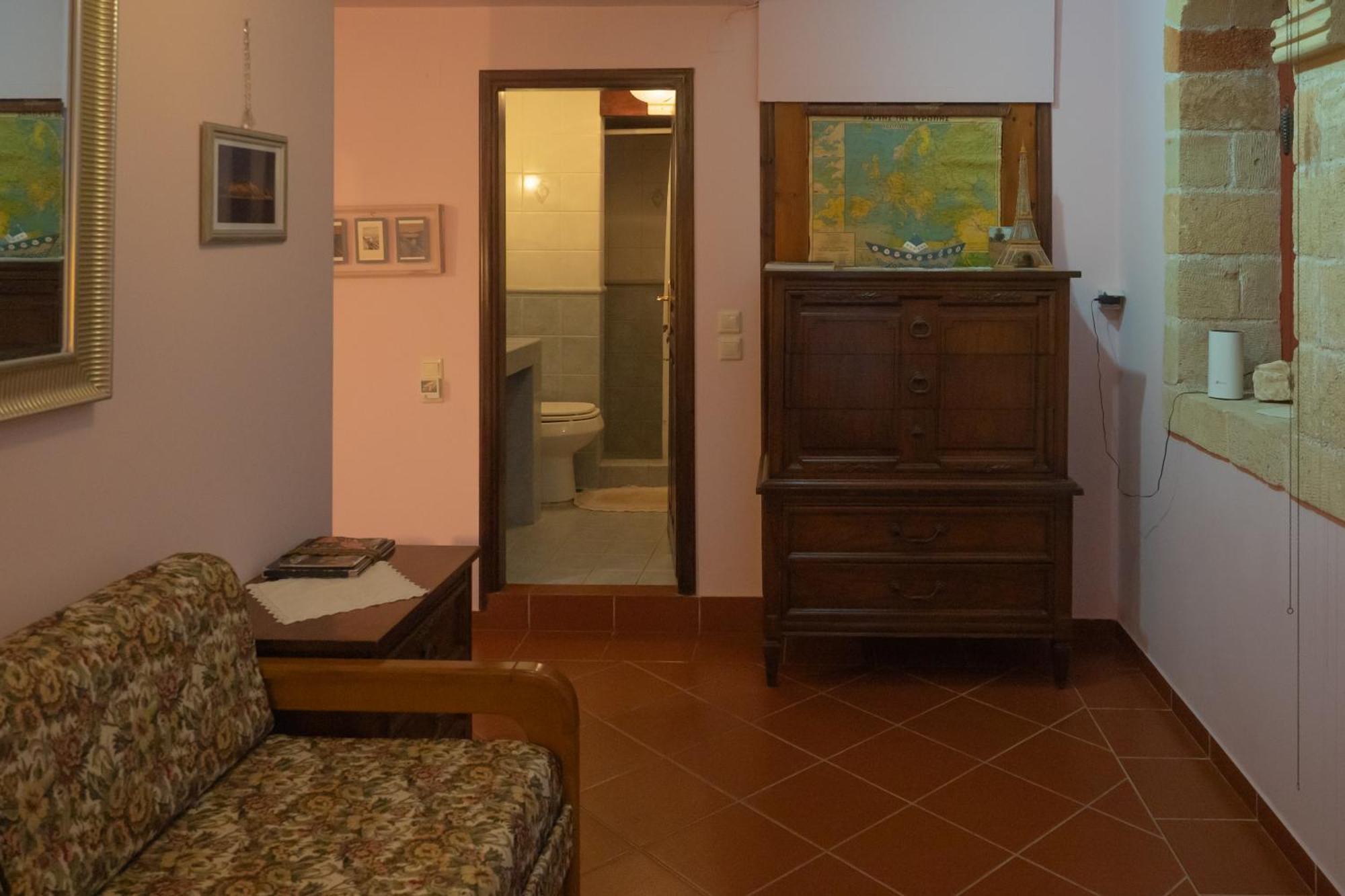 Holiday home Private Art 50m From Sea